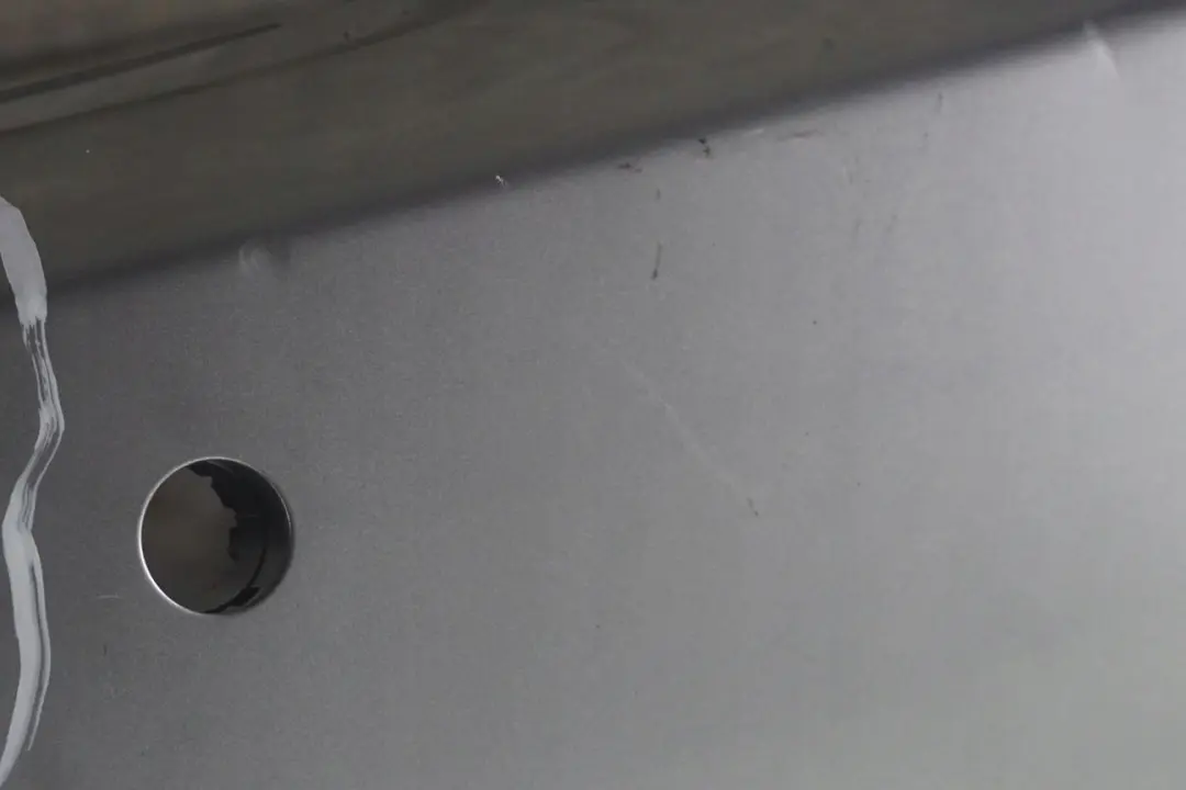 Bumper PDC Silbergrau Grey Metallic - A08 to BMW 5 Series E60 3 Saloon Rear with Part number 0149318 BMW 5 Series E60 3 Saloon Rear Bumper PDC Silbergrau Grey Metallic - A08 - SKU 0149318-SBG3 - Part number 0149318