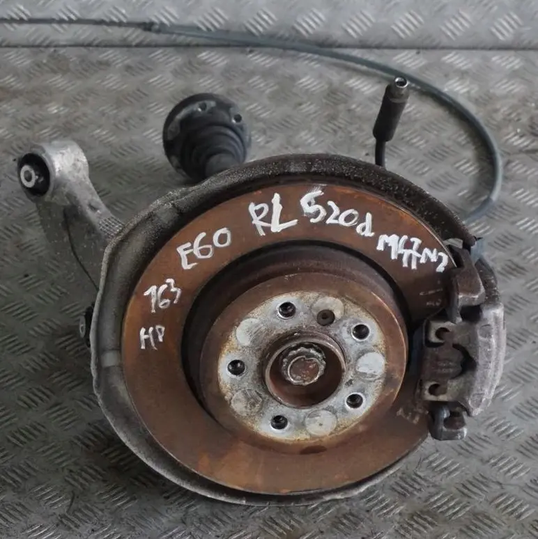 M47N2 Eje de Salida Trasero Izquierdo Pata Suspension Soporte Rueda para BMW E60 520d con número de pieza 6770905 BMW E60 520d M47N2 Eje de Salida Trasero Izquierdo Pata Suspension Soporte Rueda - SKU 6770905-13 - Número de pieza 6770905