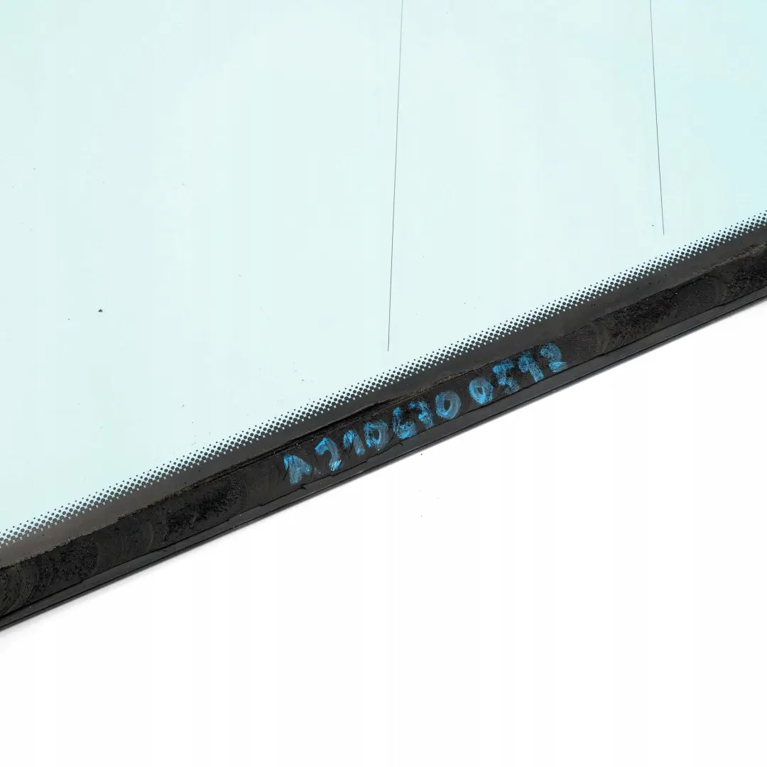 Mercedes-Benz W210 Familiare Posteriore SX Finestrino Vetro Blu AS2 per con numero di parte A2106700512 Mercedes-Benz W210 Familiare Posteriore SX Finestrino Vetro Blu AS2 - SKU A2106700512 - Numero di parte A2106700512