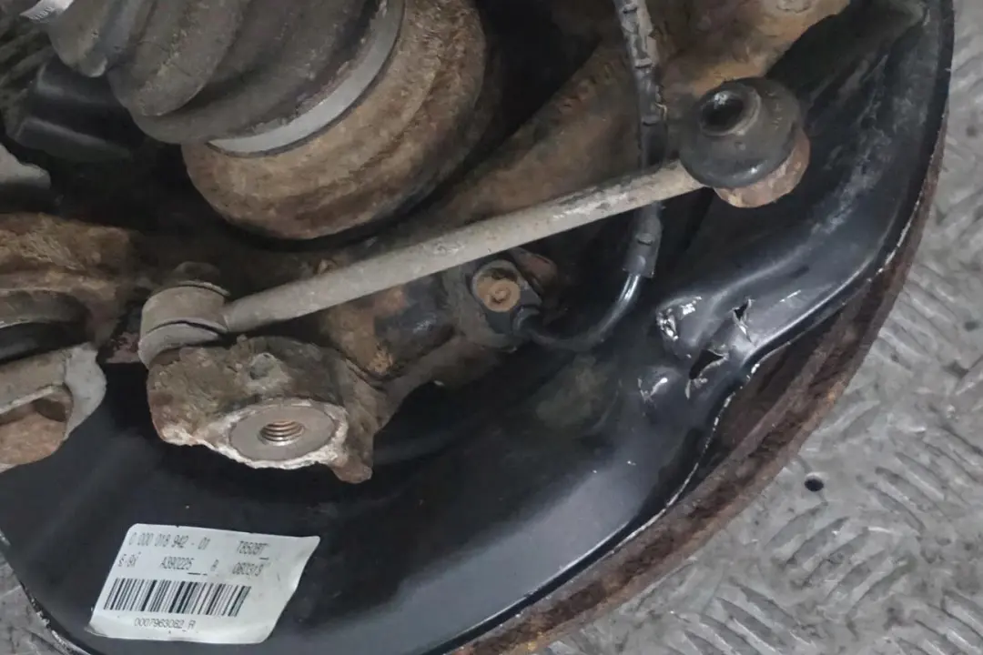 BMW E90 318d N47 Trasera Derecha O / S Suspension Pierna Eje Disco De Freno - SKU 6774810-14 - Número de pieza 6774810