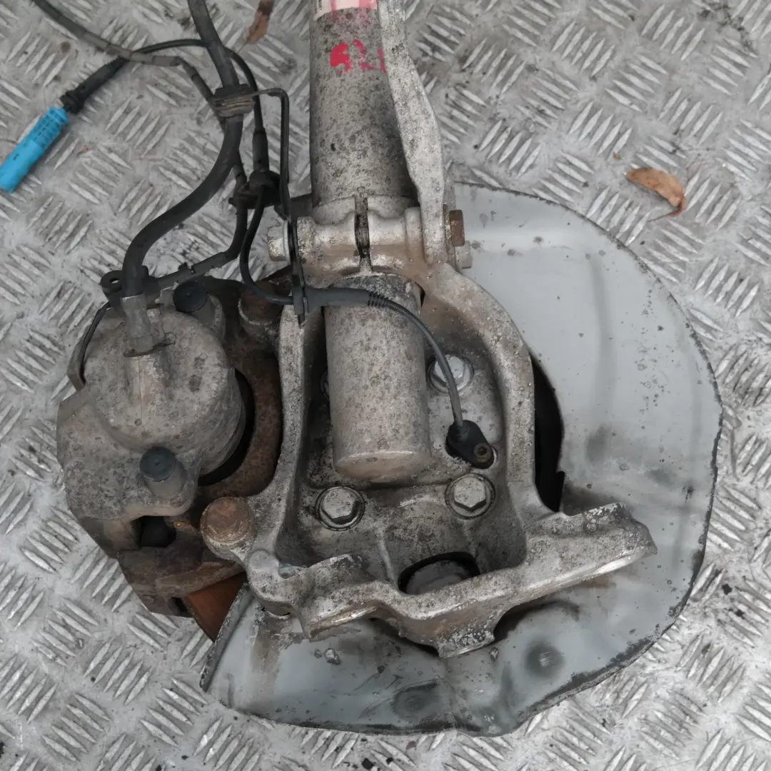 M47N2 Zwrotnica amortyzator lewy do BMW E60 520d o numerze 31306775055 BMW E60 520d M47N2 Zwrotnica amortyzator lewy - SKU 6775055 - Numer Części 31306775055