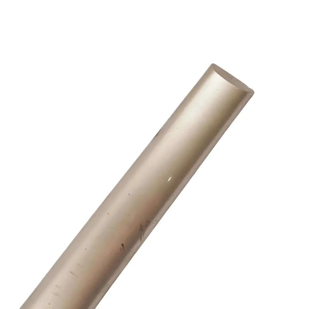 Mercedes-Benz W163 Rear Right Door Trim Strip Moulding Travertine Beige para con número de pieza A1636900462 Mercedes-Benz W163 Rear Right Door Trim Strip Moulding Travertine Beige - SKU A1636900462-TRB - Número de pieza A1636900462