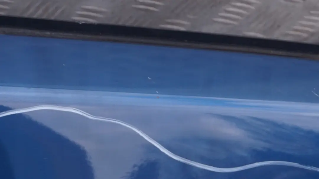 Fahrerseite Seitenwand vorne rechts Kotflügel Topasblau Topaz Blue für BMW X5 E53 mit Teilenummer 7000386 BMW X5 E53 Fahrerseite Seitenwand vorne rechts Kotflügel Topasblau Topaz Blue - SKU 7000386-TPB2 - Teilenummer 7000386