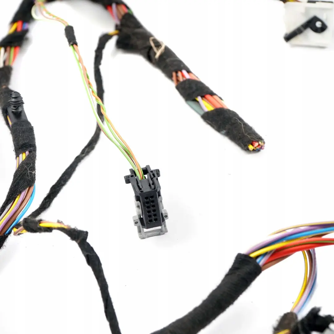 Wiązka kabel prawy tył do MINI Clubman R55 o numerze 9215649 MINI Clubman R55 Wiązka kabel prawy tył - SKU 9215649 - Numer Części 9215649