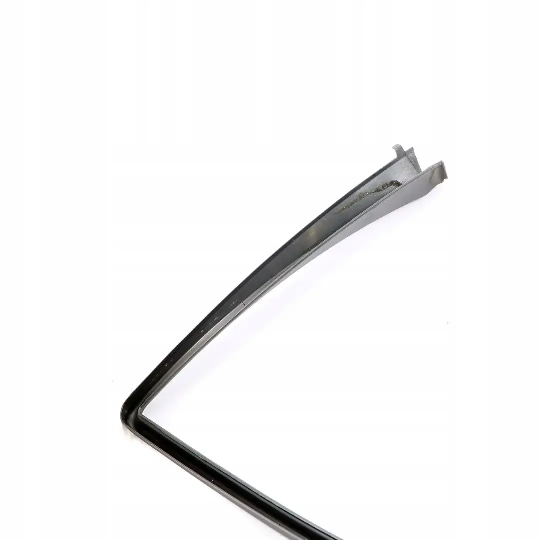 Mercedes-Benz E-Klasse W210 Fensterrahmenverkleidung Vorne Links für mit Teilenummer A2107250171 Mercedes-Benz E-Klasse W210 Fensterrahmenverkleidung Vorne Links - SKU A2107250171 - Teilenummer A2107250171