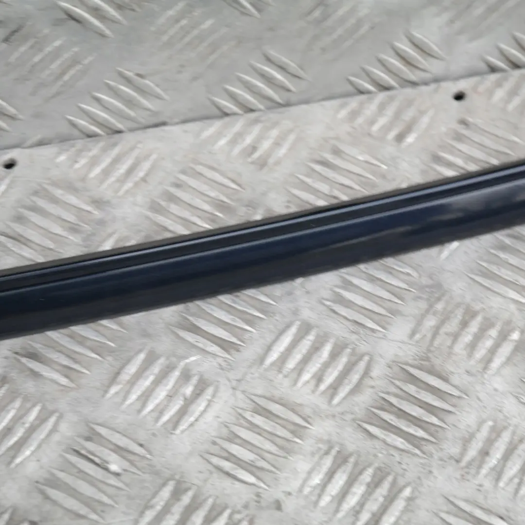 Moulure De Toit Gauche Rail De Gouttière Orientblau 317 pour BMW E60 à propos du numéro de pièce 7070195 BMW E60 Moulure De Toit Gauche Rail De Gouttière Orientblau 317 - SKU 0031141-OB - Numéro de pièce 7070195