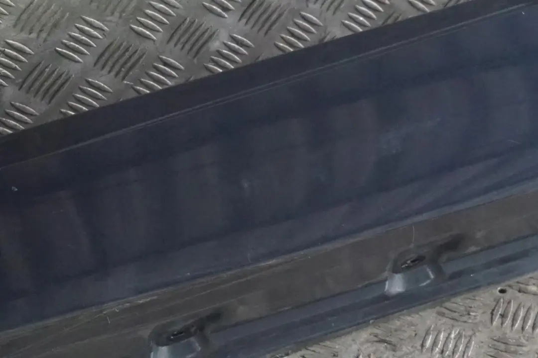 BMW Z4 E85 E86 Izquierda Sill Tira lateral faldon Panel Toledoblau Azul - 482 - SKU 0031109-TDB - Número de pieza 0031109