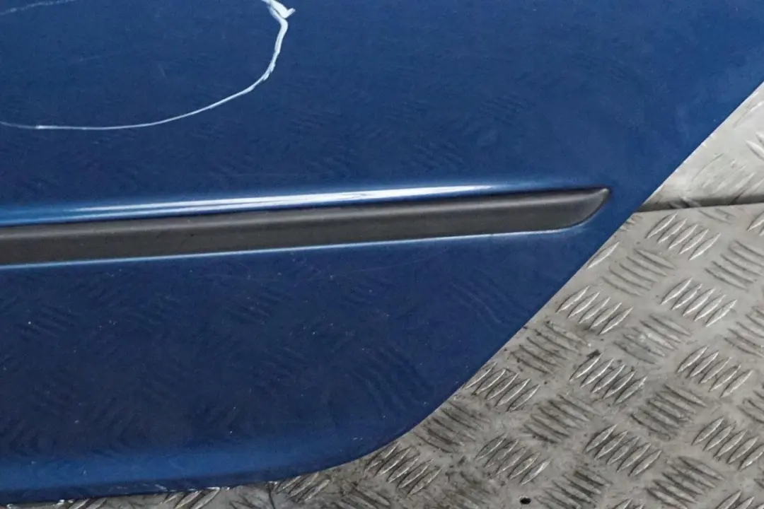 BMW E46 Puerta Trasera Izquierda Topasblau Topaz Azul Metalizado - 364 - SKU 7034153-TPB - Número de pieza 7034153