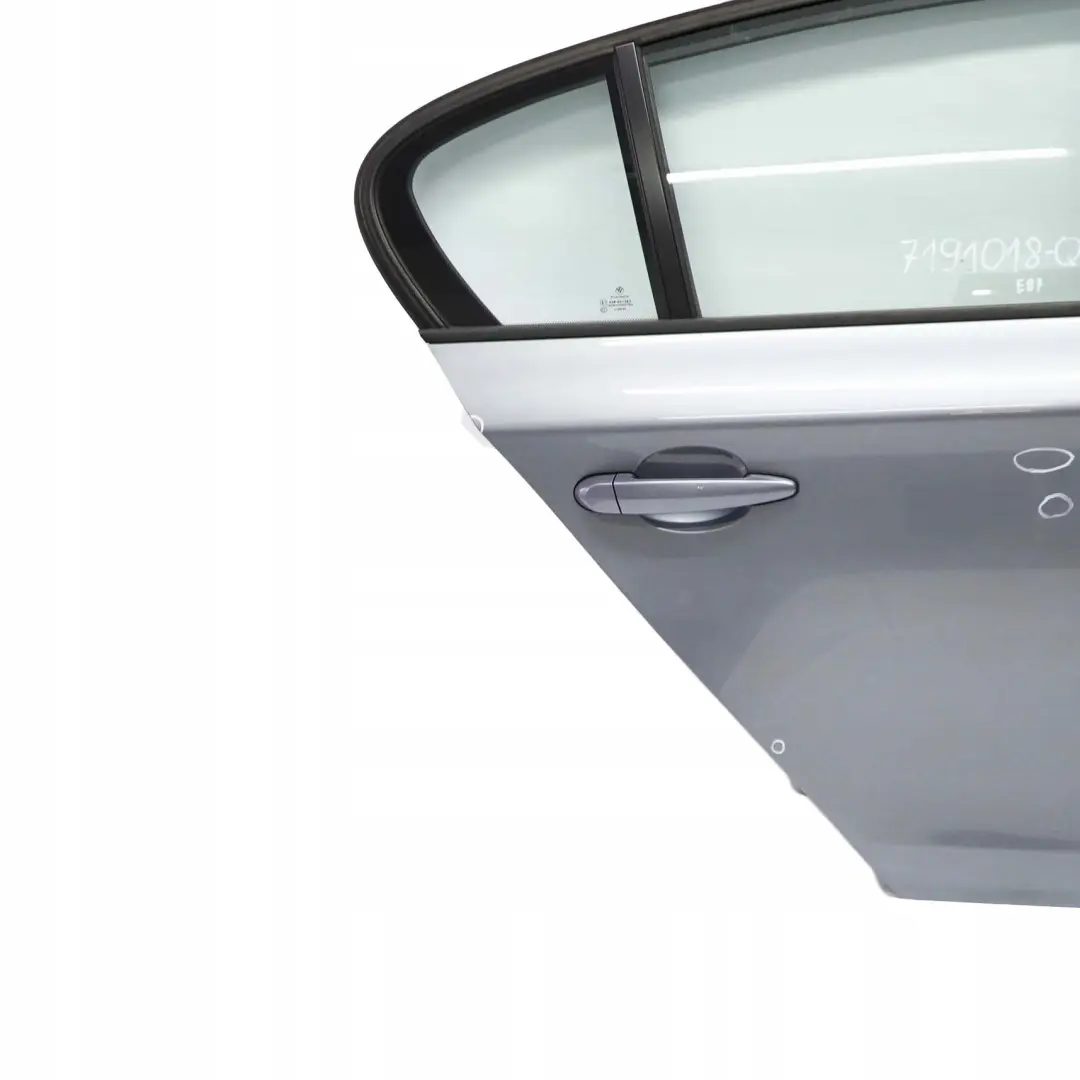 Drzwi prawe prawy tył Quarzblau do BMW E87 o numerze 41527191018 BMW E87 Drzwi prawe prawy tył Quarzblau - SKU 7191018-QB2 - Numer Części 41527191018