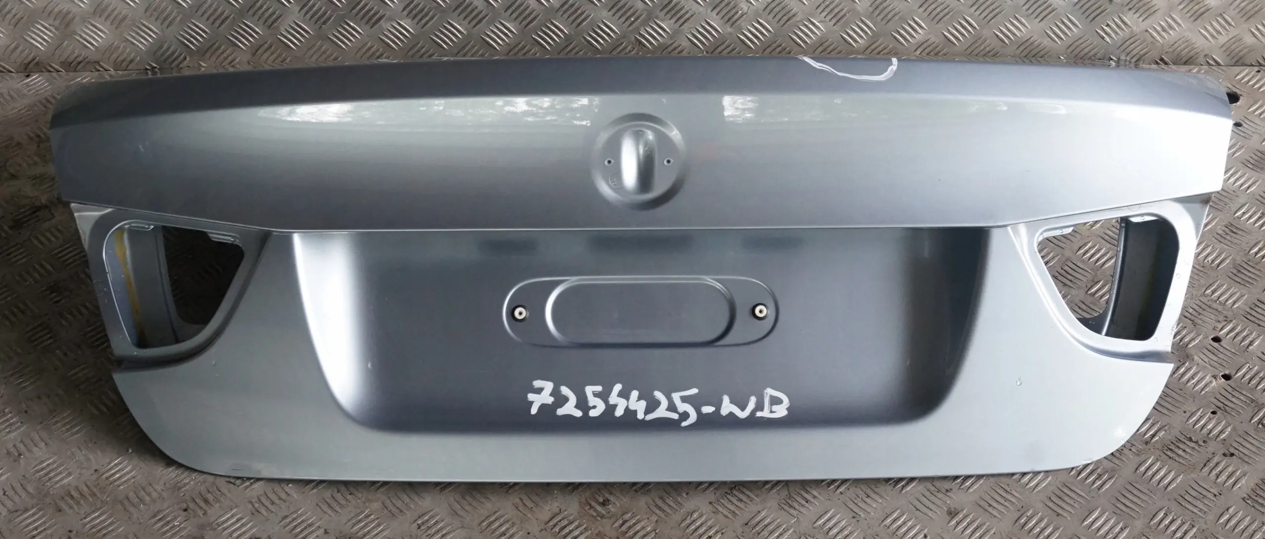 BMW 3 SERIES E90 LCi Rear Trunk Boot Lid Tailgate Bootlid Bluewater Blue - 896