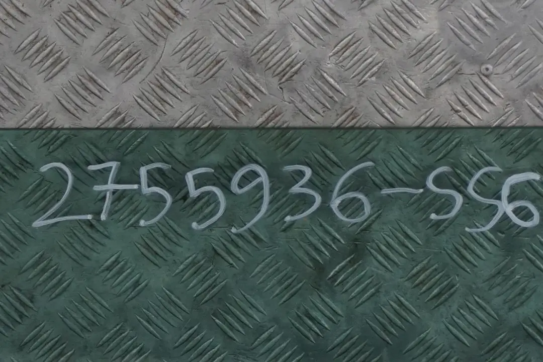 Door Front Right O/S Sparkling Silver to BMW MINI Cooper 6 R55 R56 R57 R58 R59 with Part number 2755936 BMW MINI Cooper 6 R55 R56 R57 R58 R59 Door Front Right O/S Sparkling Silver - SKU 2755936-SS6 - Part number 2755936