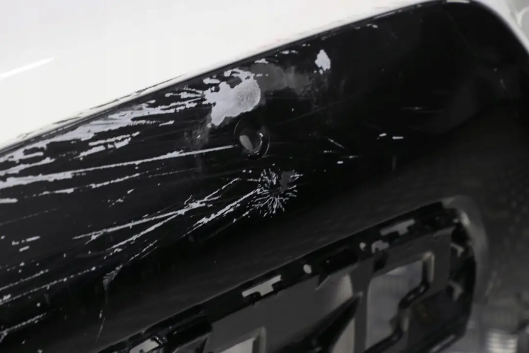 BMW X6 Series E71 Rear Bumper Trim Panel Alpinweiss Alpine White - 300 - SKU 2147603-AW - Part number 2147603