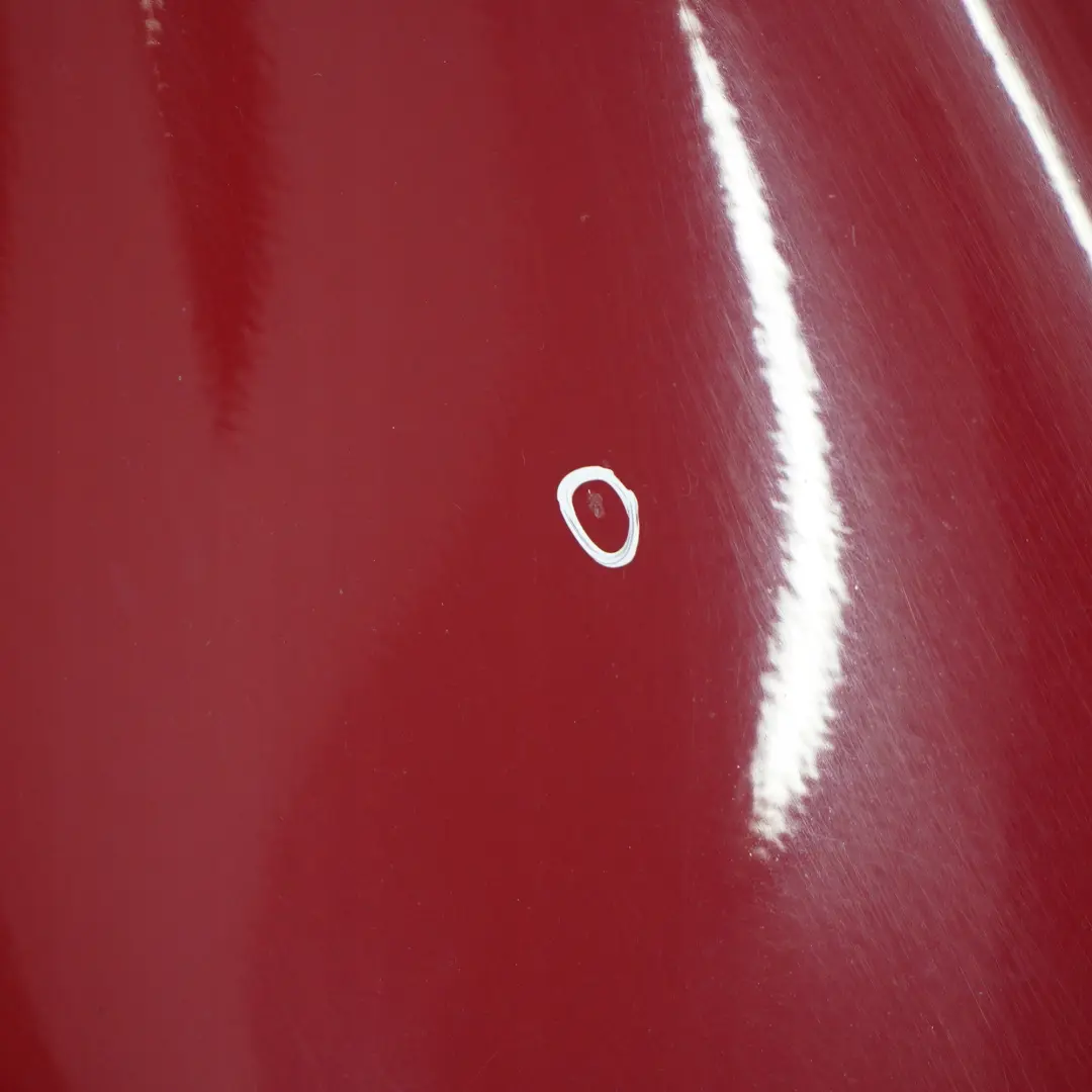 BMW E90 E91 Rivestimento Laterale Parafango Ant. Dx Rosso-Cremisi Karmesin Rosso - SKU 7135680-KAR1 - Numero di parte 7135680