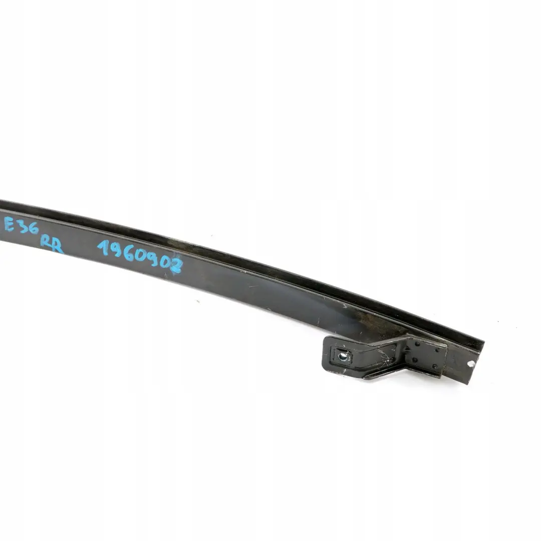 Berline Arriere Droite Porte Fenetre Verre Guide Rail Heber pour BMW 3 E36 à propos du numéro de pièce 1960902 BMW 3 E36 Berline Arriere Droite Porte Fenetre Verre Guide Rail Heber - SKU 1960902 - Numéro de pièce 1960902