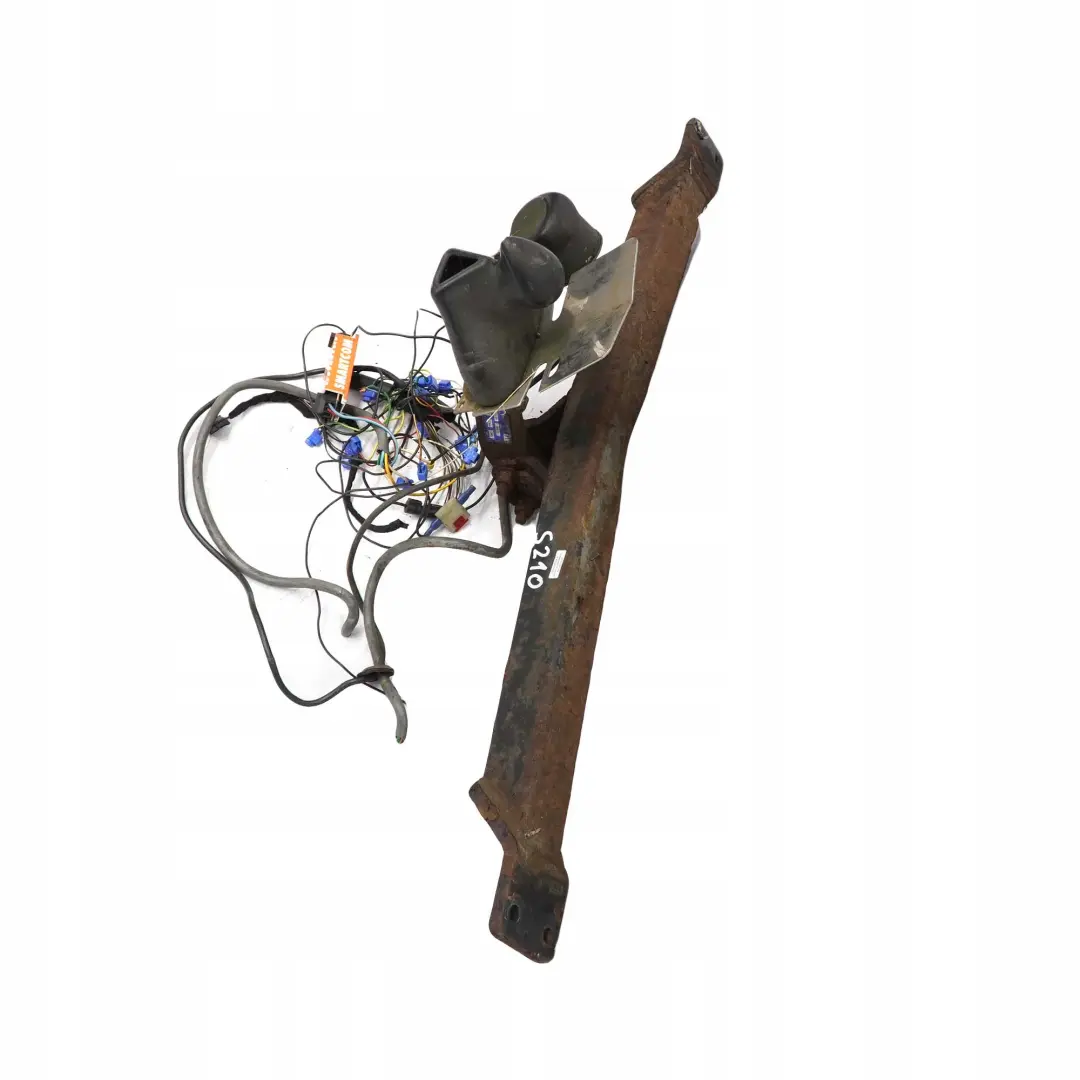 Mercedes-Benz E W210 Estate S210 Rear Towing Hitch Towbar Mechanism Coupling to with Part number A2103100495 Mercedes-Benz E W210 Estate S210 Rear Towing Hitch Towbar Mechanism Coupling - SKU A2103100495 - Part number A2103100495