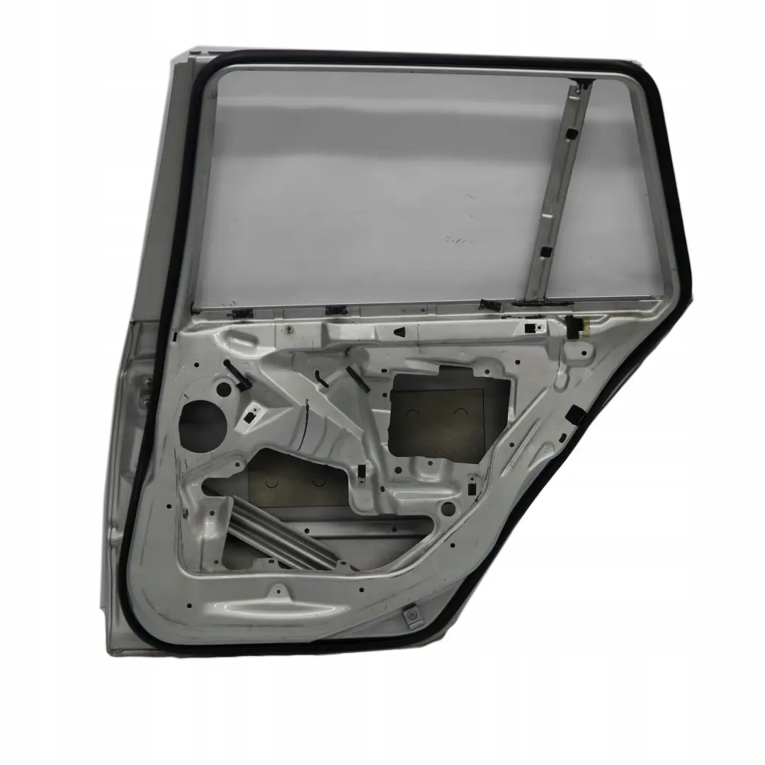 Porta Posteriore Dx Argento-Titanio Titan Argento Metallo - per BMW E46 Touring con numero di parte 7034156 BMW E46 Touring Porta Posteriore Dx Argento-Titanio Titan Argento Metallo - - SKU 7034156-TS - Numero di parte 7034156