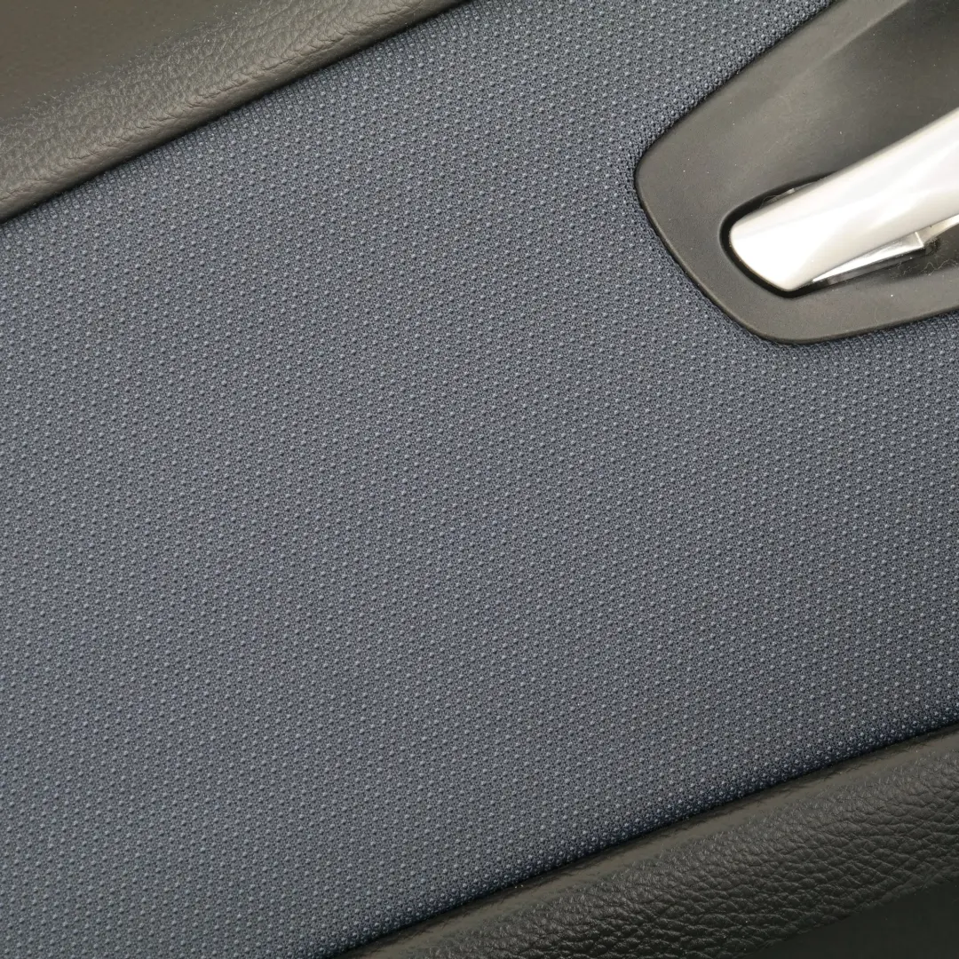 Revestimiento de Tarjeta Puerta Panel Trasero Izquierdo Azul para BMW E87 LCI E87N con número de pieza 51419121195 BMW E87 LCI E87N Revestimiento de Tarjeta Puerta Panel Trasero Izquierdo Azul - SKU 9121195 - Número de pieza 51419121195