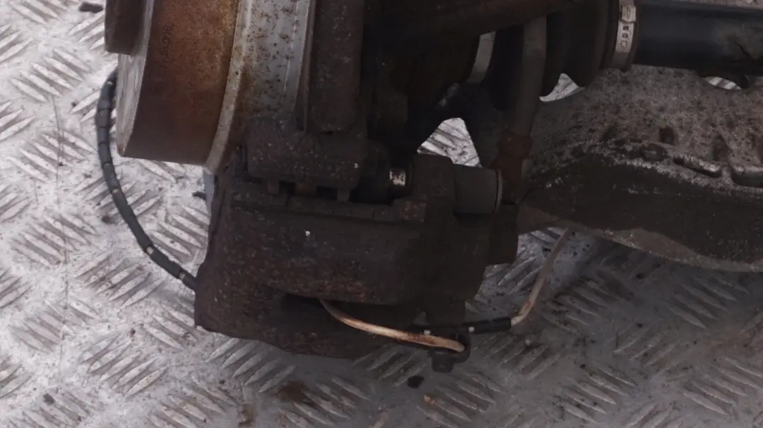 *BMW Z4 er E85 2.2i Roadster Abtriebswelle Schwenklager Hinten Rechts für mit Teilenummer 6774776 *BMW Z4 er E85 2.2i Roadster Abtriebswelle Schwenklager Hinten Rechts - SKU 6774776 - Teilenummer 6774776