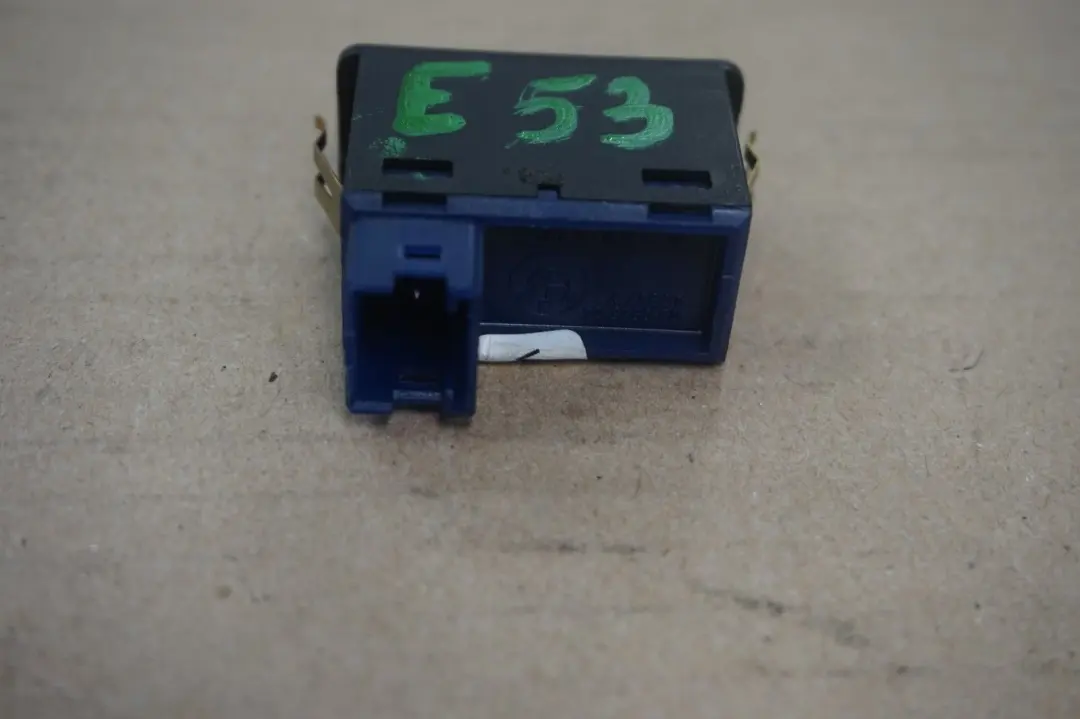  Original BMW 7 X5 er E38 E53 Schalter TV 6131 - SKU 8368345 - Teilenummer 8368345