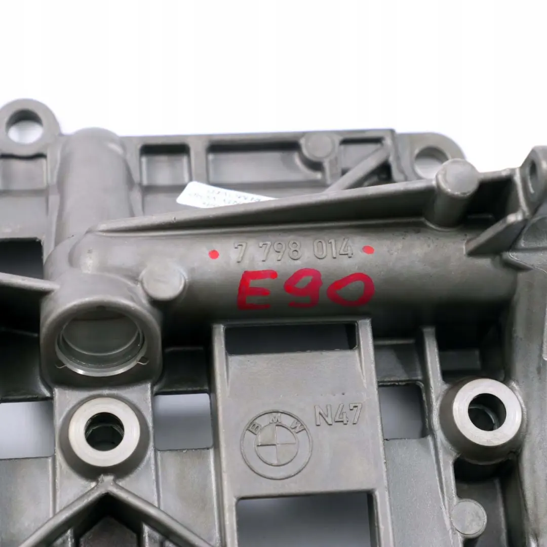 N47 Diesel Uchwyt pompa oleju do BMW E81 E90 E91 E92 o numerze 7798014 BMW E81 E90 E91 E92 N47 Diesel Uchwyt pompa oleju - SKU 7798014 - Numer Części 7798014