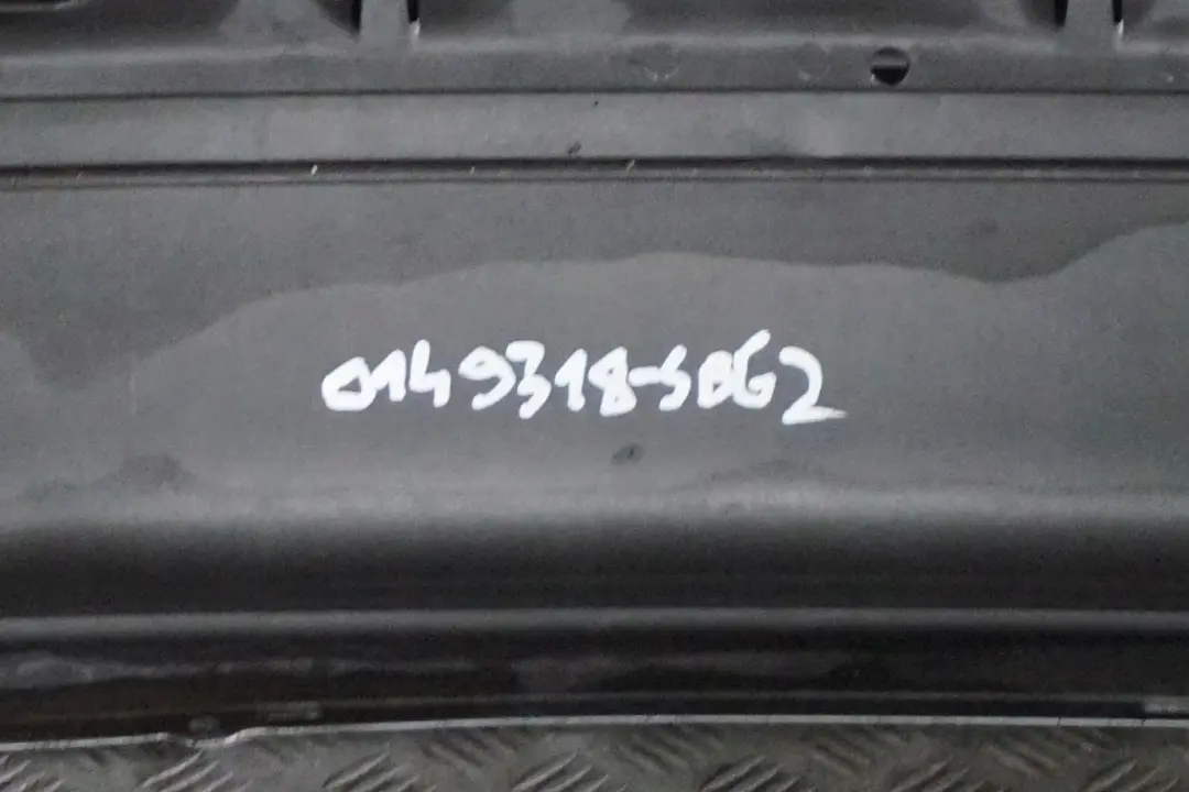 Bumper PDC Silbergrau Grey Metallic - A08 to BMW 5 Series E60 2 Saloon Rear with Part number 0149318 BMW 5 Series E60 2 Saloon Rear Bumper PDC Silbergrau Grey Metallic - A08 - SKU 0149318-SBG2 - Part number 0149318