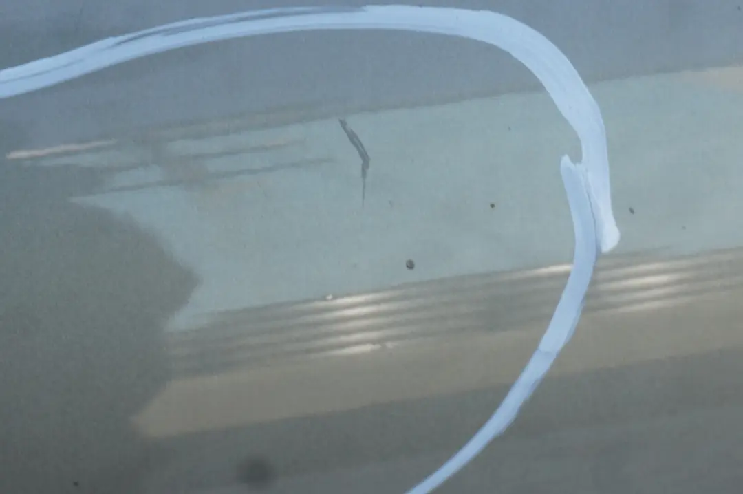 Drzwi prawe sparkling silver A60 do MINI R55 R56 o numerze 2755936 MINI R55 R56 Drzwi prawe sparkling silver A60 - SKU 2755936-SS7 - Numer Części 2755936