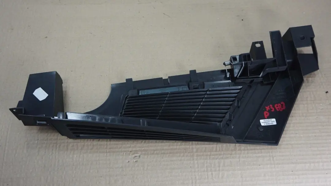 Lateral Trunk Floor Right O/S Vent Louvre BASALTGRAU to BMW X3 Series 1 E83 with Part number 3508764 BMW X3 Series 1 E83 Lateral Trunk Floor Right O/S Vent Louvre BASALTGRAU - SKU 3508764-1 - Part number 3508764