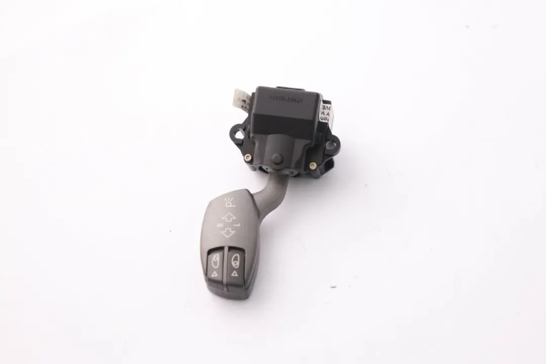Reihe E65 E66 Schalter Blink-Abblend-Fernlicht 6131 für BMW 7 mit Teilenummer 6911516 BMW 7 Reihe E65 E66 Schalter Blink-Abblend-Fernlicht 6131 - SKU 6911516 - Teilenummer 6911516