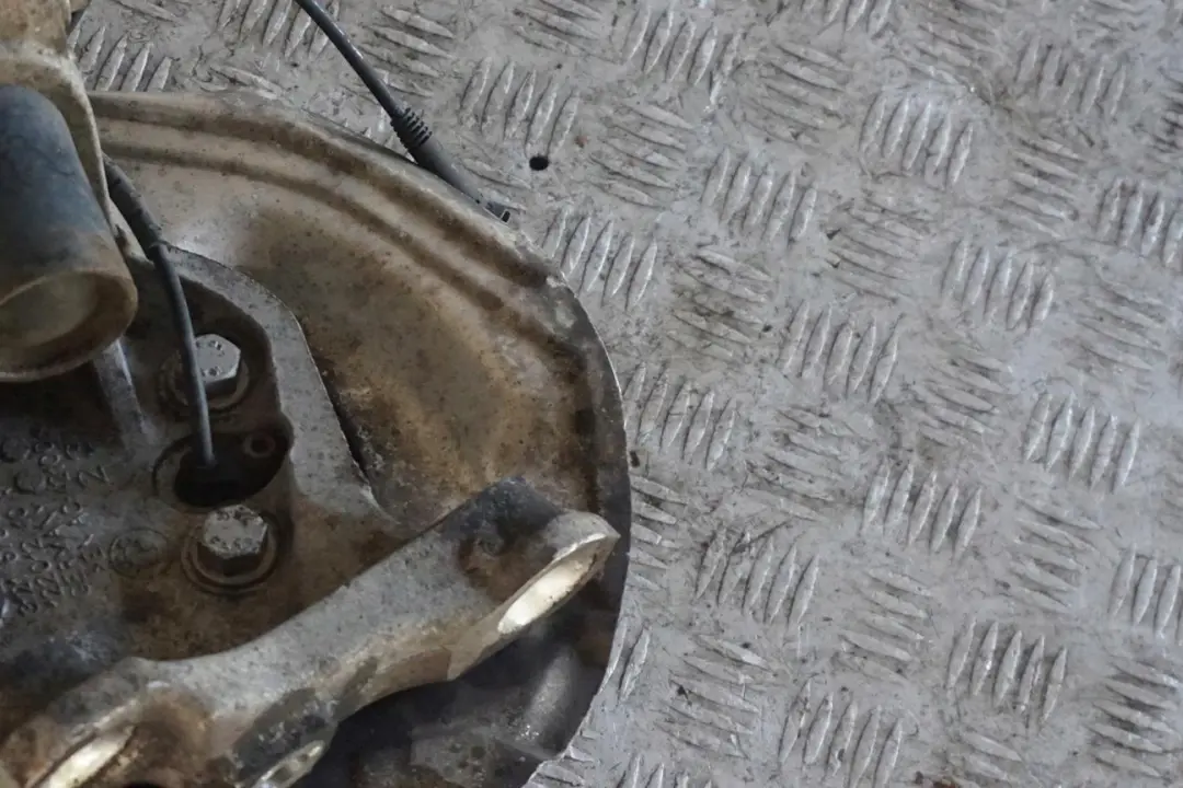 N47 Stoßdämpfer Federbein vorn links Schwenklager Bremss für BMW 1 er E87 LCI 118d mit Teilenummer 6786017 BMW 1 er E87 LCI 118d N47 Stoßdämpfer Federbein vorn links Schwenklager Bremss - SKU 6786017-8 - Teilenummer 6786017