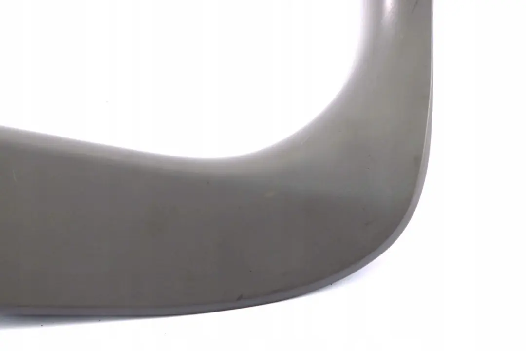 Panneau D'habillage Latéral Avant Droit Leg Room Gris pour BMW E60 E61 à propos du numéro de pièce 7111188 BMW E60 E61 Panneau D'habillage Latéral Avant Droit Leg Room Gris - SKU lhd-7110874 - Numéro de pièce 7111188