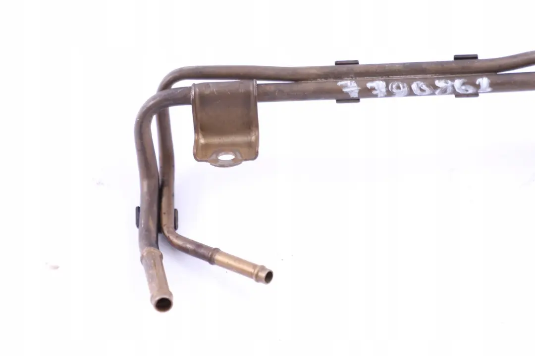 Wąż paliwa 1353 do Mini Cooper One D R50 o numerze 7790862 Mini Cooper One D R50 Wąż paliwa 1353 - SKU 7790862 - Numer Części 7790862