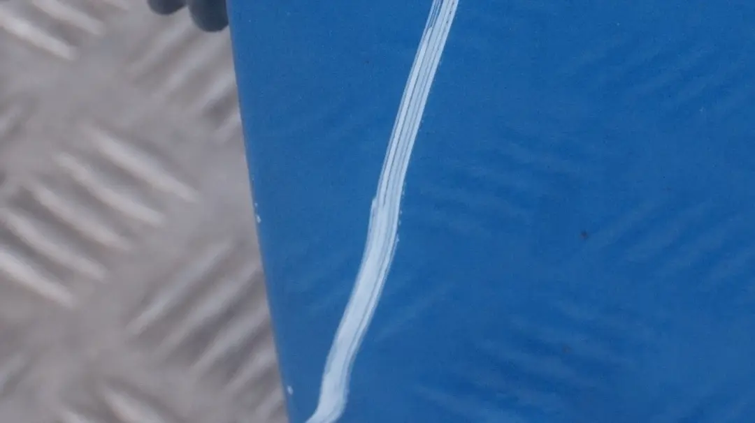 Drzwi lewe Laser Blue A59 do MINI Cooper R55 R56 o numerze 2755935 MINI Cooper R55 R56 Drzwi lewe Laser Blue A59 - SKU 2755935-LAB4 - Numer Części 2755935