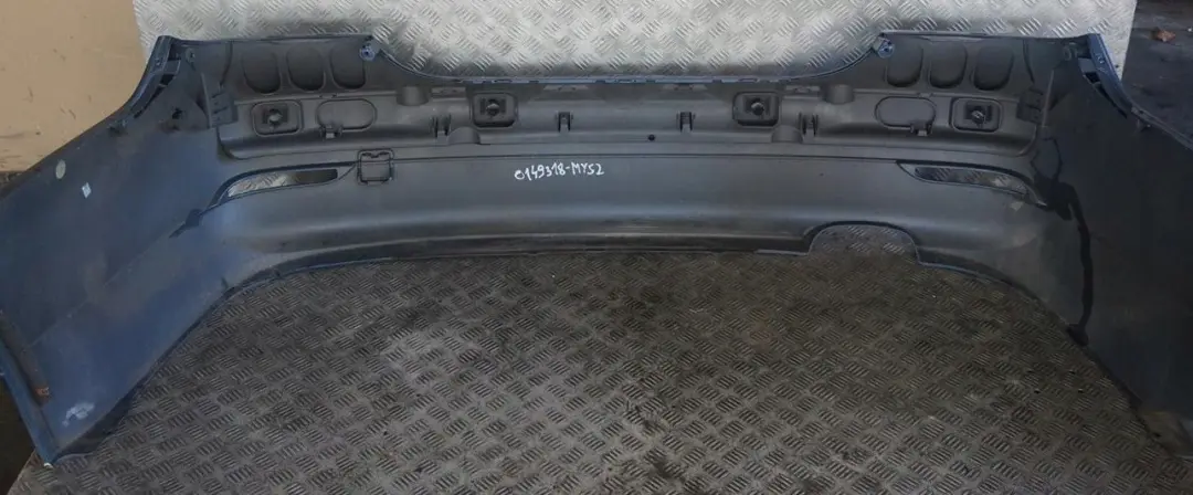 Zderzak tylny tył pdc mysticblau do BMW E60 o numerze 0149318 BMW E60 Zderzak tylny tył pdc mysticblau - SKU 0149318-MYS2 - Numer Części 0149318