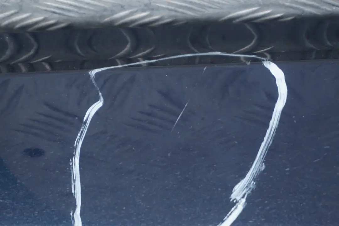 BMW E90 E91 LCI Listello Portiera Apertura Gonna SX Blu Acque Profonde A76 - SKU 0037059-DSB - Numero di parte 0037059