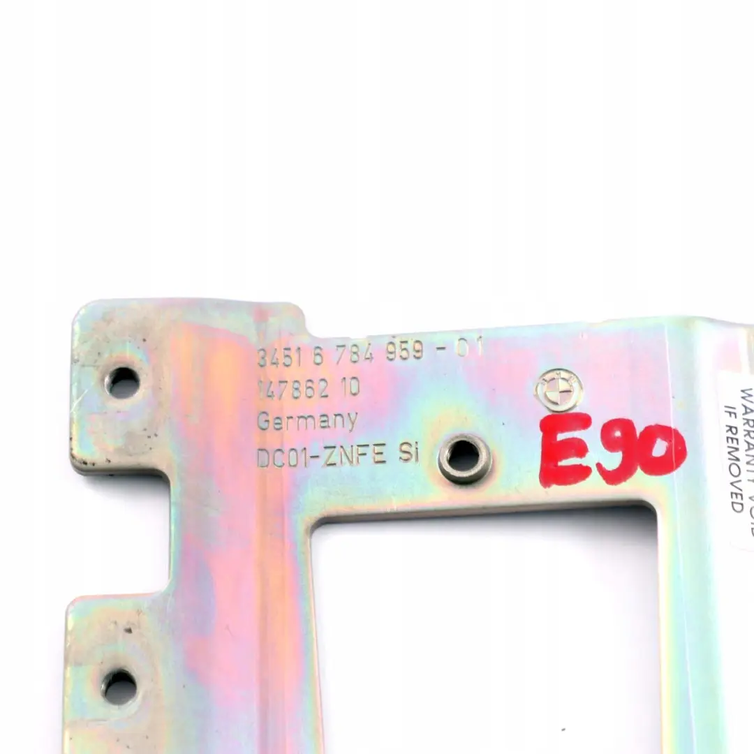 Holder Bracket Speed Sensor to BMW 1 3 Series E81 E87 LCI E90 LCI E92 E93 with Part number 6784959 BMW 1 3 Series E81 E87 LCI E90 LCI E92 E93 Holder Bracket Speed Sensor - SKU 6784959 - Part number 6784959