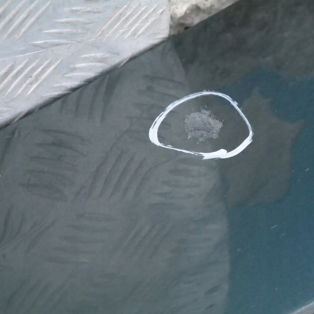 Listello Portiera Verniciato SX Tasman Metallizzato - A81 per BMW E90 E91 LCI con numero di parte 37059 BMW E90 E91 LCI Listello Portiera Verniciato SX Tasman Metallizzato - A81 - SKU 0037059-TAS - Numero di parte 37059