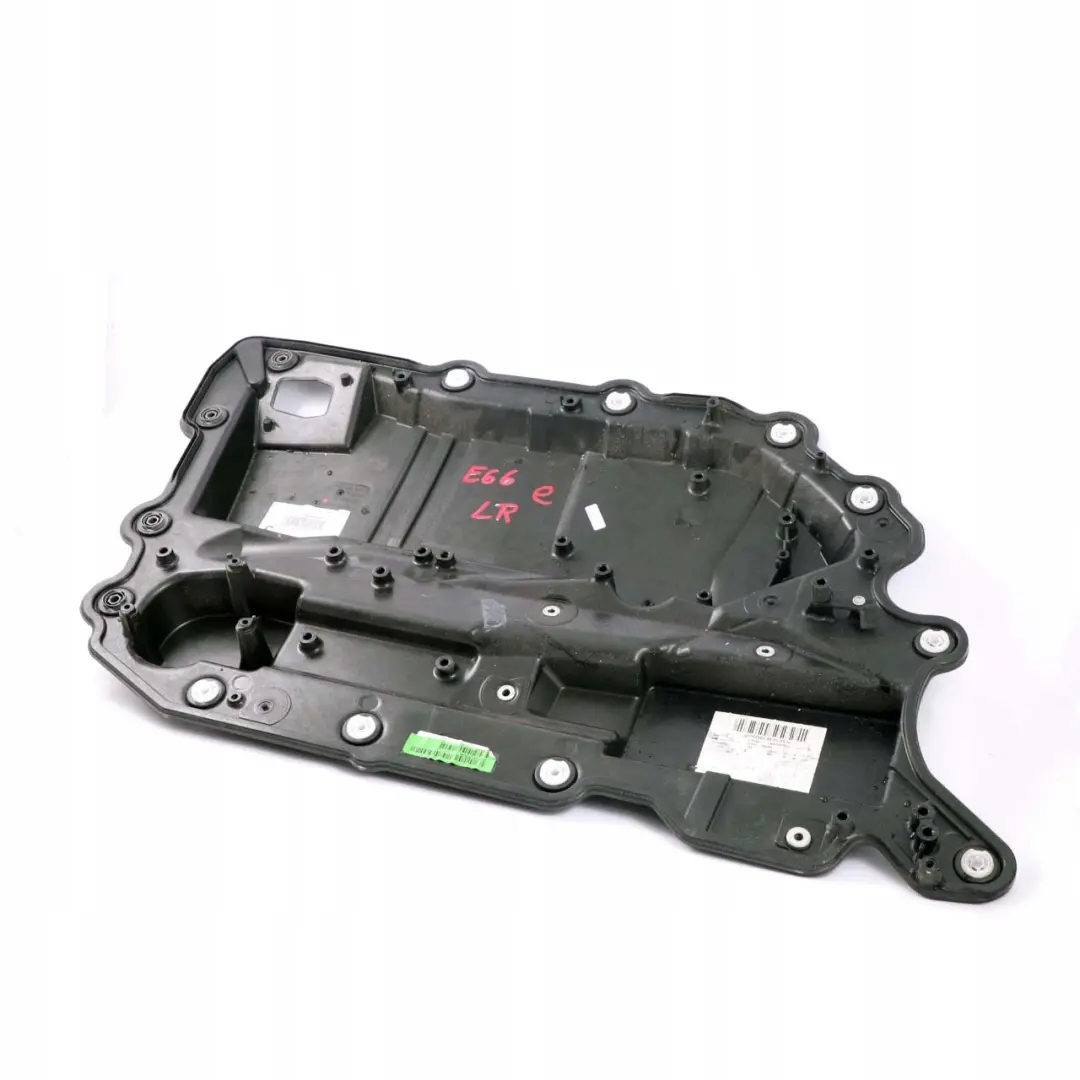 Boczek wspornik drzwi lewy tył do BMW 7 E66 o numerze 7181069 BMW 7 E66 Boczek wspornik drzwi lewy tył - SKU 7181069 - Numer Części 7181069