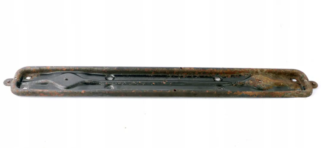 BMW E65 E66 E67 Soporte De montaje tunel trasero - SKU 7024832 - Número de pieza 51717024832