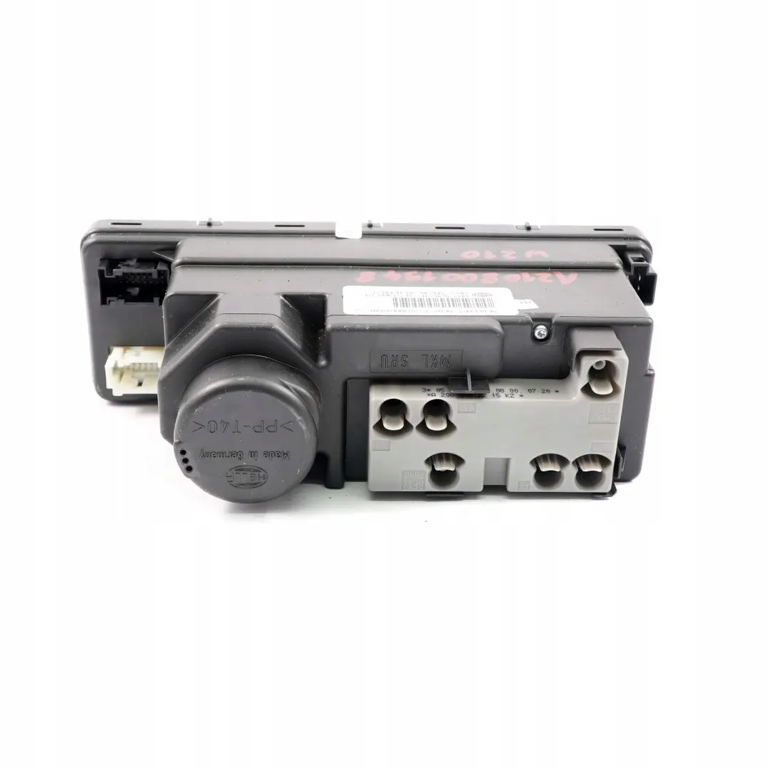 Mercedes-Benz C E W202 W210 Saloon Central Door Locking Vacuum Pump to with Part number A2108001948 Mercedes-Benz C E W202 W210 Saloon Central Door Locking Vacuum Pump - SKU A2108001948 - Part number A2108001948