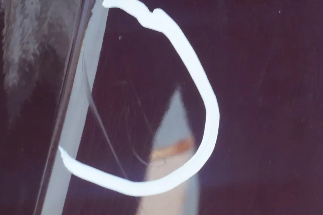 Klapa pokrywa bagażnika Barberarot do BMW E60 LCI o numerze 7168761 BMW E60 LCI Klapa pokrywa bagażnika Barberarot - SKU 7168761-BAR - Numer Części 7168761