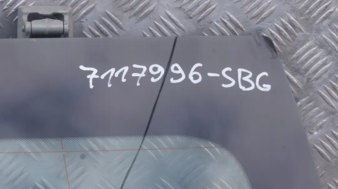 BMW E46 Klapa tylna bagażnika silbergrau A08 - SKU 7117996-SBG - Numer Części 7117996