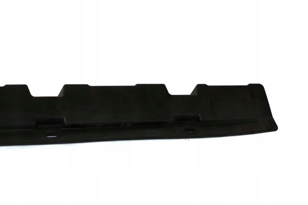 Izquierda Puerta Sill Chasis Cubierta Escudo Refuerzo para BMW E83 con número de pieza 51713330869 BMW E83 Izquierda Puerta Sill Chasis Cubierta Escudo Refuerzo - SKU 3330869 - Número de pieza 51713330869