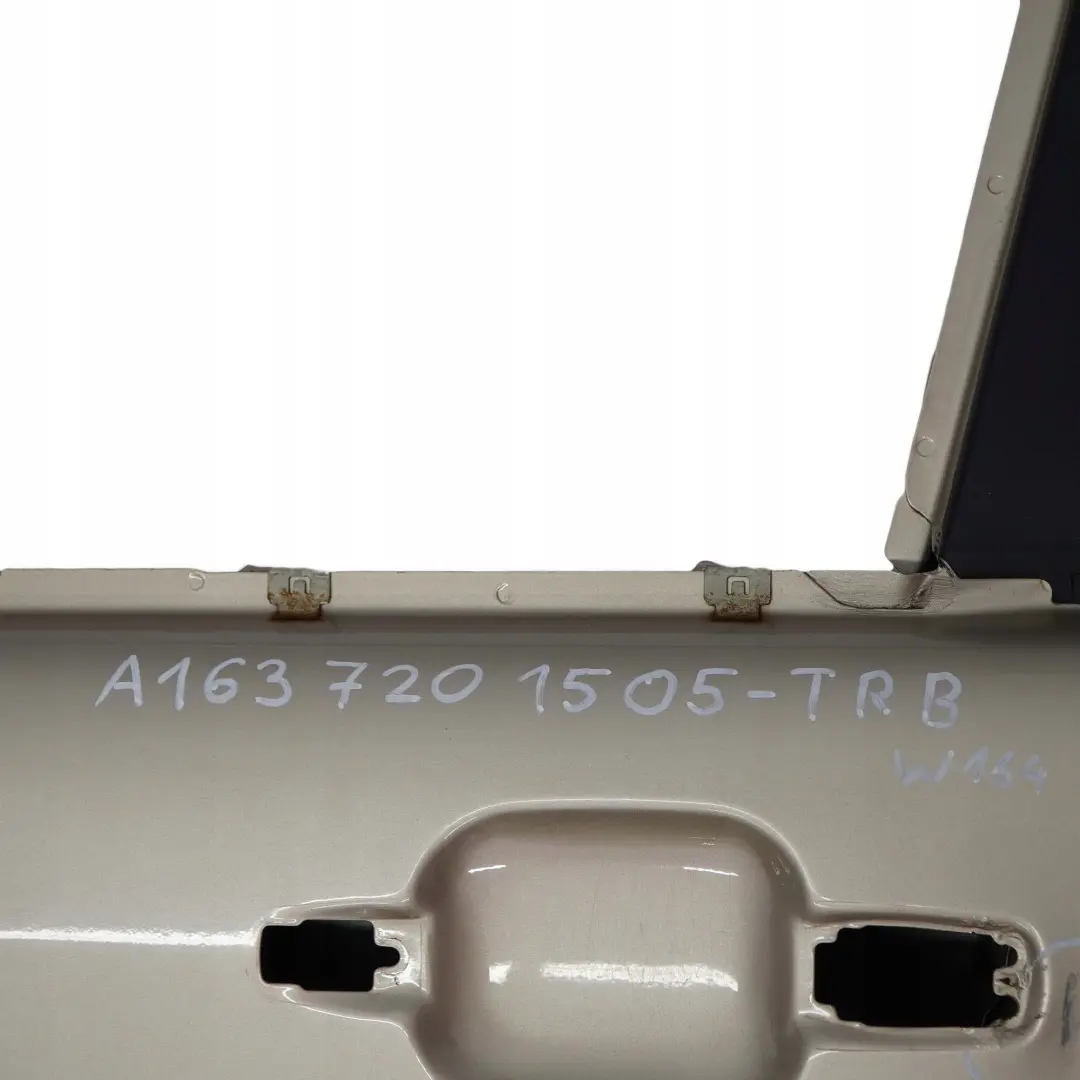 Puerta Delantera Izquierda Travertino Beige Metalizado - 693 para Mercedes M ML W163 con número de pieza A1637201505 Mercedes M ML W163 Puerta Delantera Izquierda Travertino Beige Metalizado - 693 - SKU A1637201505-TRB - Número de pieza A1637201505