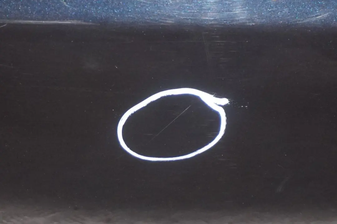 Drzwi prawe tylne tył Carbonschwarz do BMW E61 o numerze 7158502 BMW E61 Drzwi prawe tylne tył Carbonschwarz - SKU 7158502-CAR2 - Numer Części 7158502