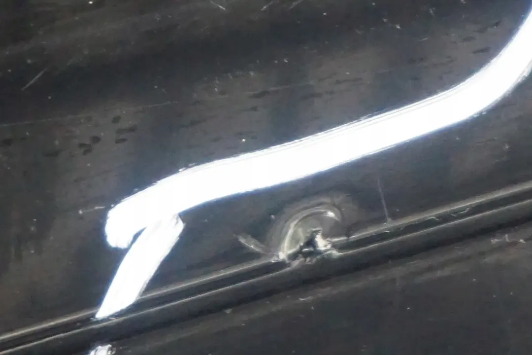 Lift Rear Bumper Trim Panel Schwarz 2 Black - 668 to BMW 3 Series E90 LCi with Part number 0036875 BMW 3 Series E90 LCi Lift Rear Bumper Trim Panel Schwarz 2 Black - 668 - SKU 0036874-SCH - Part number 0036875