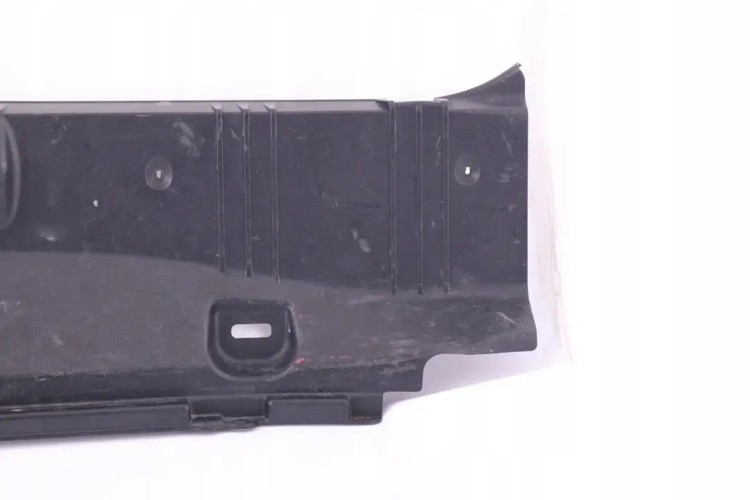 Cubierta Umbral Maletero Negro 7009192 para BMW 6 Series E63 E64 con número de pieza 6988986 BMW 6 Series E63 E64 Cubierta Umbral Maletero Negro 7009192 - SKU 6988986 - Número de pieza 6988986