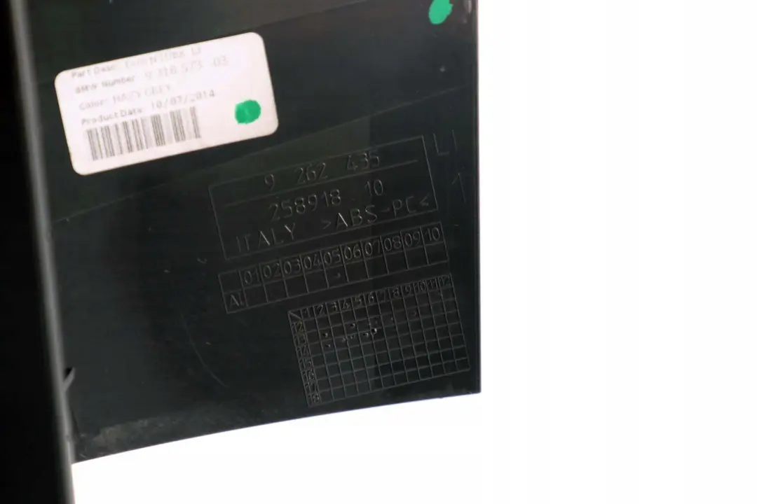 Listwa osłona konsoli deski lewa do MINI F55 F56 o numerze 9262435 MINI F55 F56 Listwa osłona konsoli deski lewa - SKU 9262435 - Numer Części 9262435