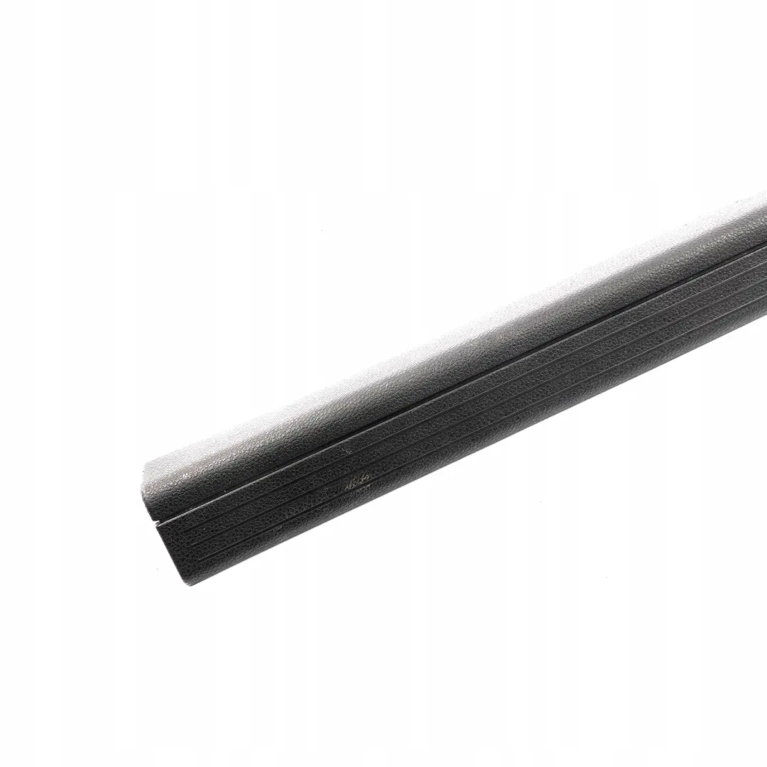  Mercedes-Benz W204 Battitacco Sottoporta Anteriore Destro - SKU A2046860036 - Numero di parte A2046860036