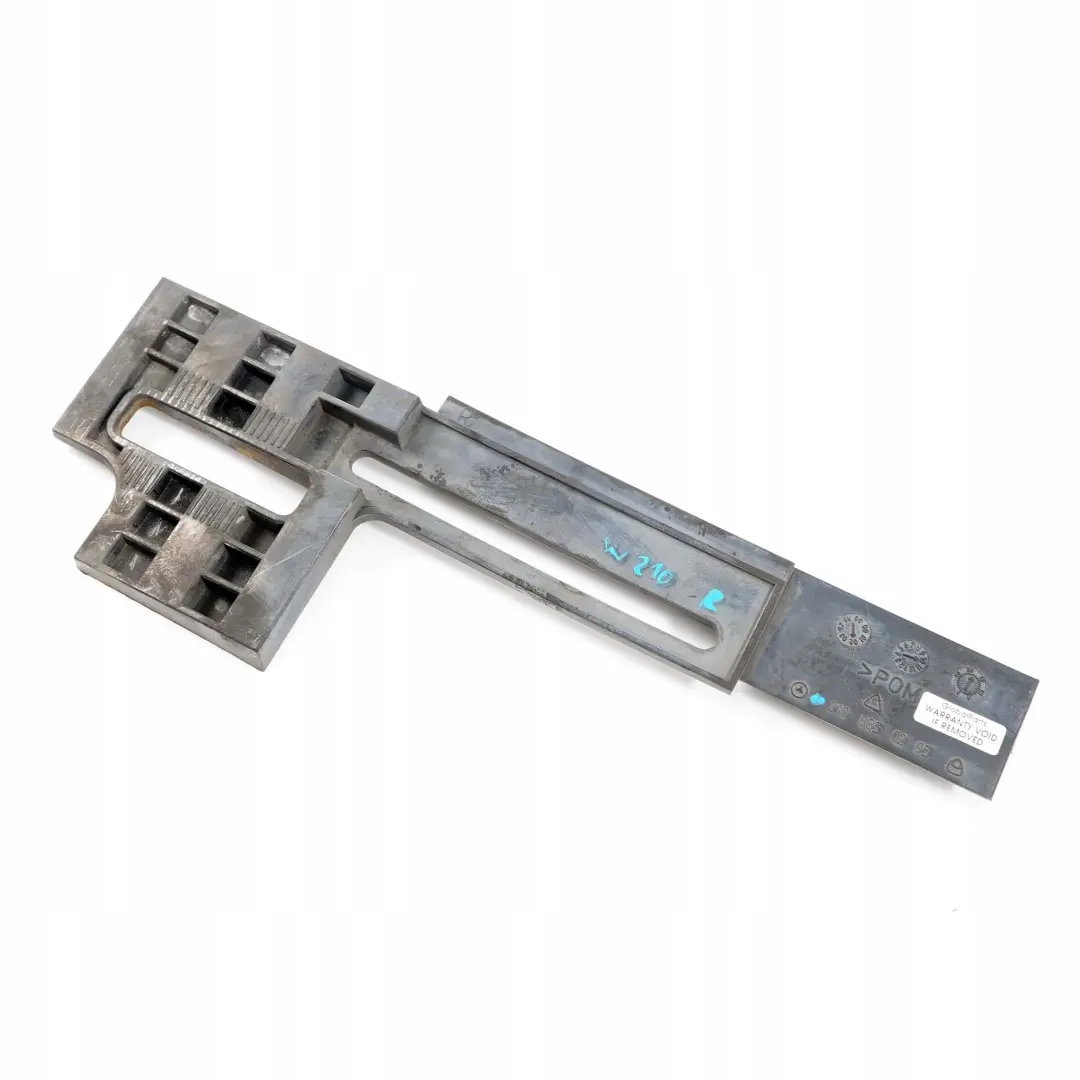 Parachoques Delantero Derecho Panel Capa Intermedia para Mercedes W210 con número de pieza A2108850295 Mercedes W210 Parachoques Delantero Derecho Panel Capa Intermedia - SKU A2108850295 - Número de pieza A2108850295