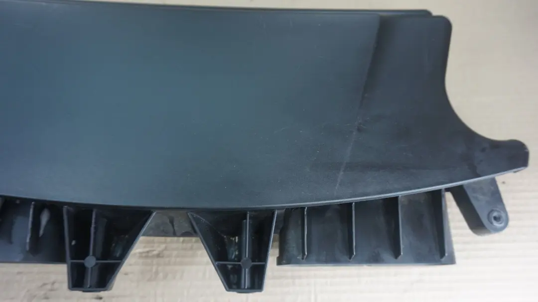 M54 N46 2.0i 2.5i 3.0i Air Intake Duct Channel to BMW X3 Series E83 with Part number 3402930 BMW X3 Series E83 M54 N46 2.0i 2.5i 3.0i Air Intake Duct Channel - SKU 3402930 - Part number 3402930